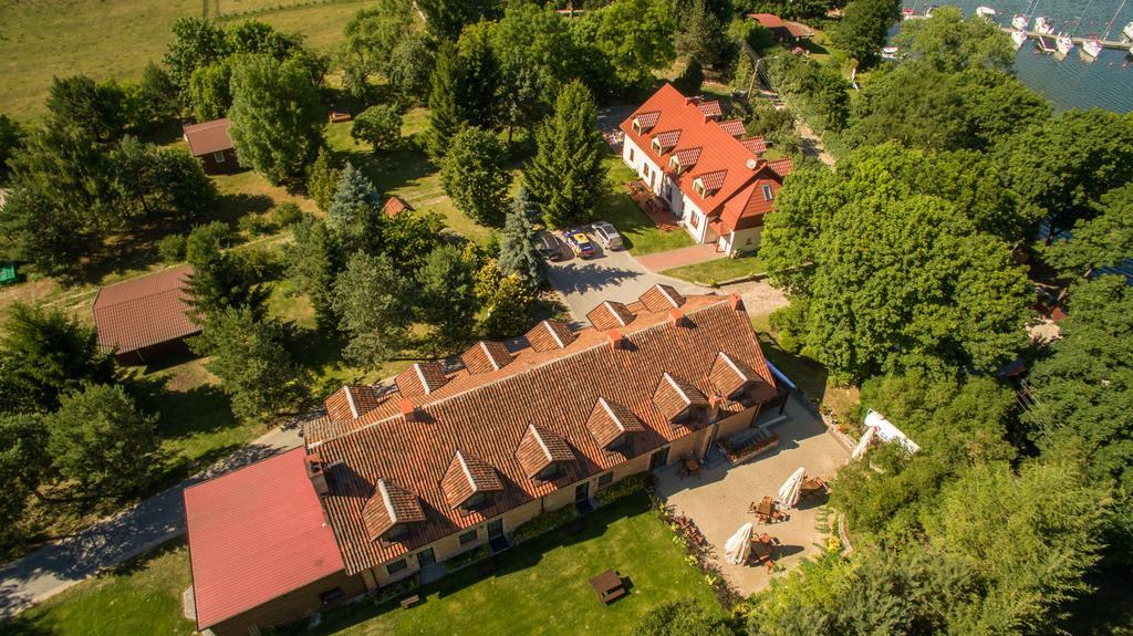 Bed and Breakfast Gosciniec Hetman à Mikołajki Extérieur photo